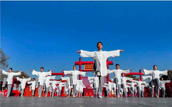 安阳非遗寻“新”丨当华佗五禽戏“重逢”中医图2