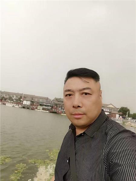 爱的溯源与永恒：郝江华《爱的有缘》宿命诗学与精神图谱