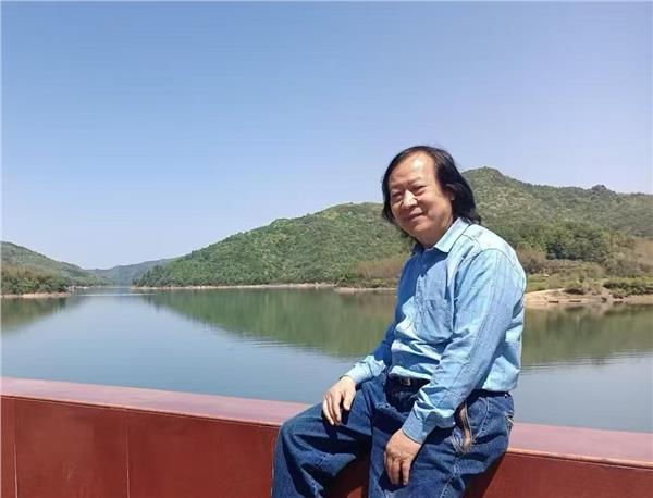 中国国际新闻杂志社书画院智库书画艺术家祁守俊简介图1