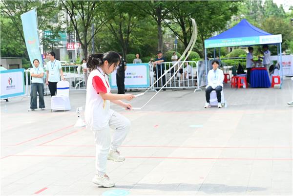 绳舞飞扬，跃动全城——2025合肥市全民健身运动会跳绳比赛燃动商圈