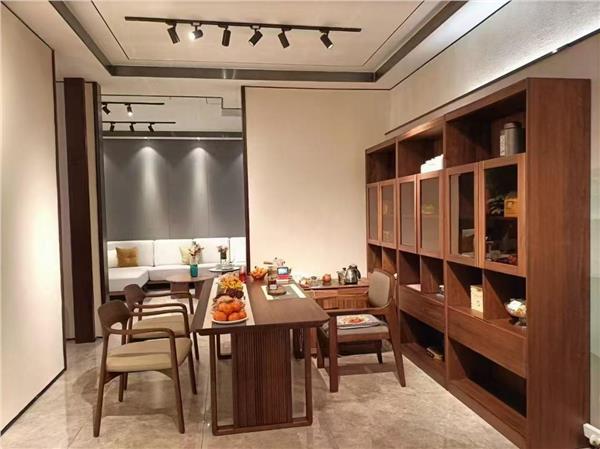 《中国环境法治》杂志社吉林省运营中心与一品龙腾共探家具环保新路径图3