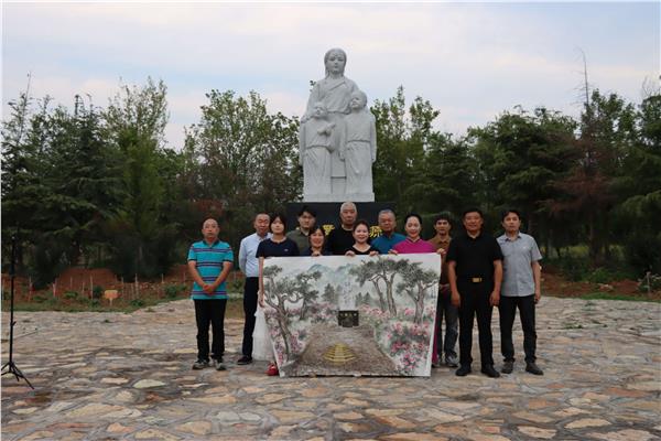 丹青妙笔绘圣母 千年母学启新篇——《孔母启圣图》连环画创作圆满礼成暨首展预告