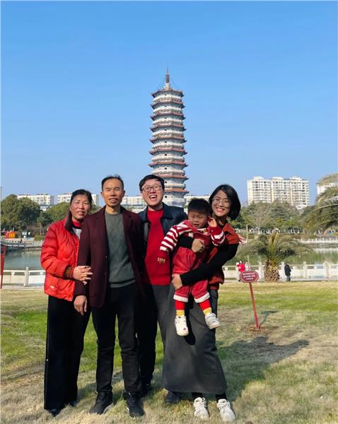 从心学发源地到微生物领域的璀璨明珠：饶驰通博士的传奇之旅