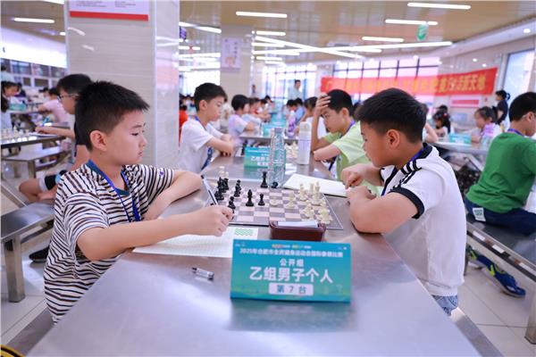纹枰落子湖光畔，智慧交锋校园间——合肥市全民健身运动会围棋与国际象棋比赛同日落幕