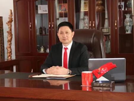 中国国际新闻杂志社专家智库委员会副主席张书菡、中国艺术家协会副会长付秀军等专家到访黑龙江鸿源农业开发集团