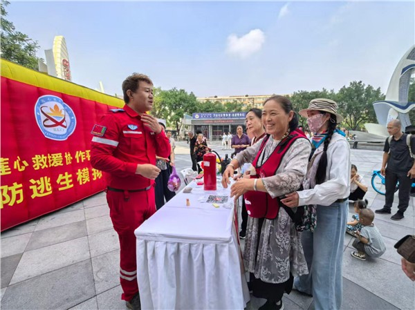 中华慈善日，久久做好事——北京通州万达广场系列公益活动温暖举行