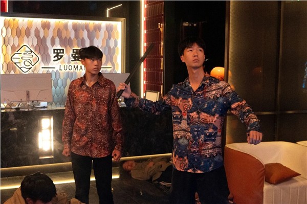 少林小龙武校学生闪耀《卧底》片场 影视实践育英才，素质教育结硕果
