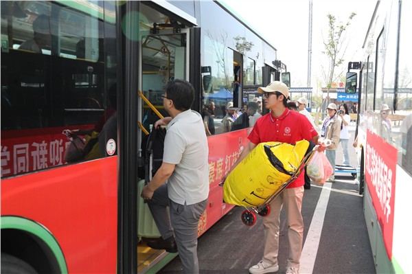 新起点 新梦想 新希望：安阳工学院热烈欢迎2025级新同学