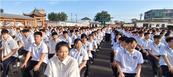 记殷都区育才实验学校开学典礼