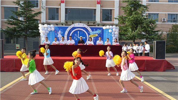 记殷都区育才实验学校开学典礼