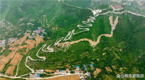 安阳林州白云山有着号称林州版的小布达拉宫，这里值得一游吗