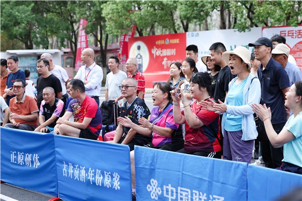 乒乓逐梦庆华诞 国球跃动进公园——联通杯·2025年长三角乒乓球户外邀请赛 暨合肥市社区运动会户外比赛国庆启幕