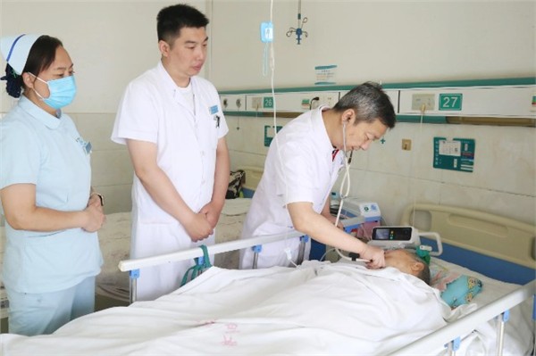 与死神竞速 以大爱护航——安阳市第三人民医院神经外科成功救治重症脑出血患者纪实