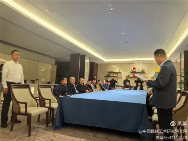 中秋佳节，洛阳举办画家王林、孙伟“王孙组合”收徒仪式