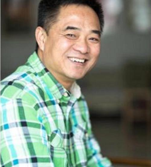 中国国际美术家协会副主席、中国国际书法家协会副主席尚甘雨简介——用环保理念书画山水之美