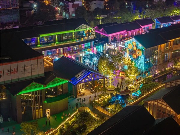 成都彭州市“彭派生活方式”从“旅游目的地”到“生活目的地”的转型路径探析