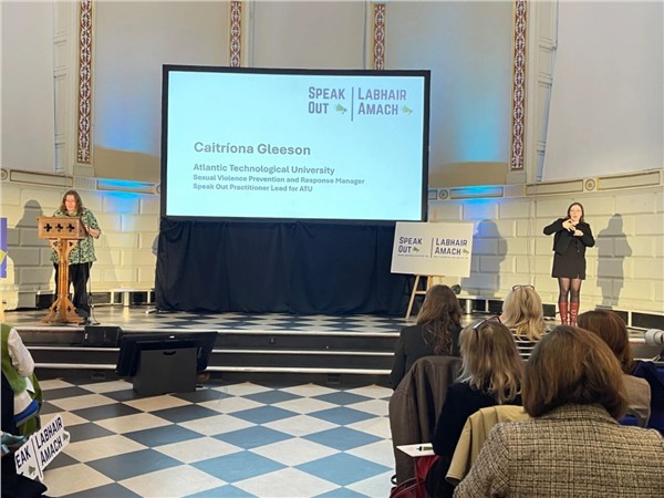 中国国际新闻杂志社爱尔兰分社社长陈秋梅出席“Speak Out”发布会，共同推动校园安全