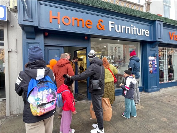 《爱与音符的汇聚》，一场跨越国界的慈善音乐会