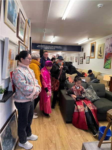 《爱与音符的汇聚》，一场跨越国界的慈善音乐会