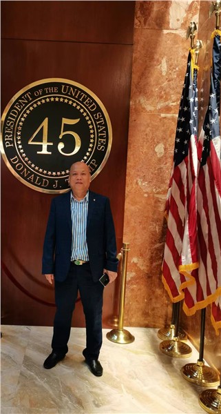 中国国际新闻杂志社东南亚分社副社长李義明心系香港火灾，助力前线！