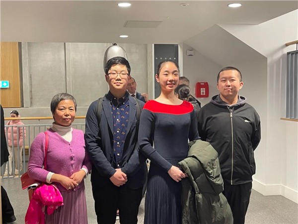 爱尔兰皇家音乐学院青少年独奏总决赛中，华人选手大放异彩