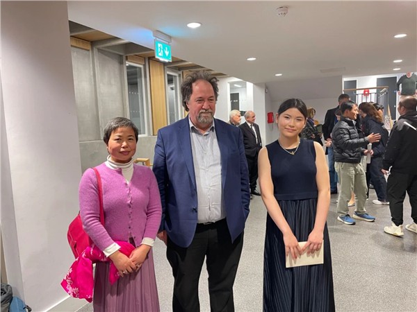 爱尔兰皇家音乐学院青少年独奏总决赛中，华人选手大放异彩