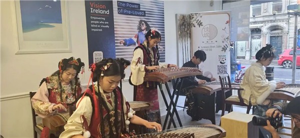 四星期两场慈善音乐会，陈秋梅奏响都柏林爱与希望的旋律