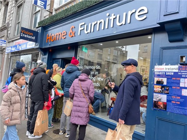 东方魅力绽放慈善音乐会，汉服古筝惊艳爱尔兰