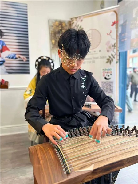 东方魅力绽放慈善音乐会，汉服古筝惊艳爱尔兰