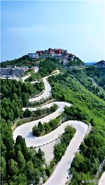 安阳市政协副主席刘鸿民一行赴林州白云山调研古建筑与传统文化保护工作