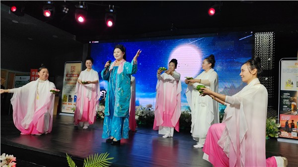 _IBK_10.jpg 中国国际新闻杂志社国际天缘禅舞艺术传播院携手安阳市企联举办“精忠报国”之“禅舞颂中华、再创新辉煌”迎新春晚会