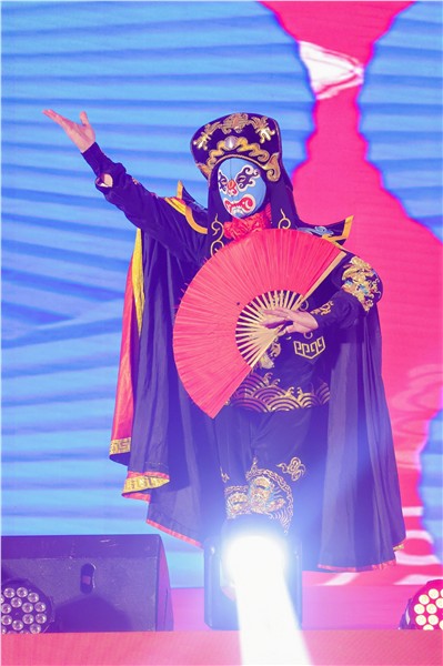 英雄精神薪火传 文化聚力贺新春——“硬骨头六连”参战英雄与皖企名流共赴迎新春大联欢