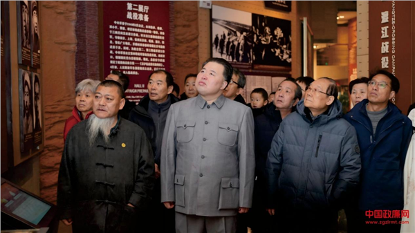 锦旗映初心  红馆传精神——渡江战役纪念馆特为爱国人士开馆获赠致谢锦旗