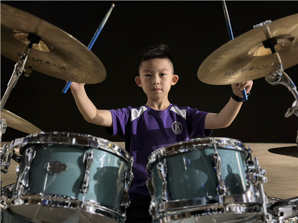 _IBK_2.png 少年鼓手葛漠北将闪耀第六届“世界因爱而生”全球春晚舞台