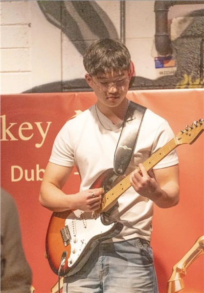 2026 Teeling Whiskey之夜，音乐与美酒共舞  /  UNTITLED乐队燃爆"世界因爱而生"全球春晚