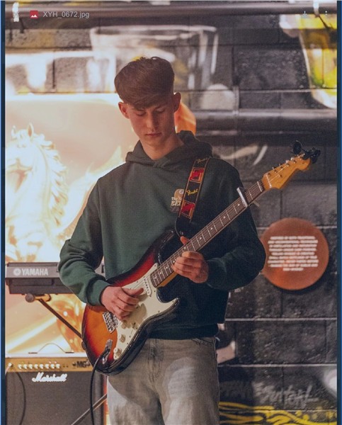 2026 Teeling Whiskey之夜，音乐与美酒共舞  /  UNTITLED乐队燃爆"世界因爱而生"全球春晚