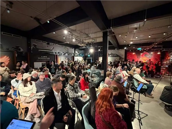 _IBK_8.jpg 第六届"世界因爱而生"全球春晚压轴大戏 Neon Catcher乐队嗨翻Teeling威士忌之夜