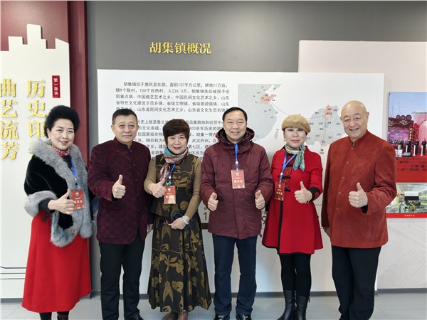 _IBK_14.jpg 豫鲁曲艺携手 共传非遗文脉——安阳市曲协、文峰区大美文峰艺术团亮相山东胡集书会