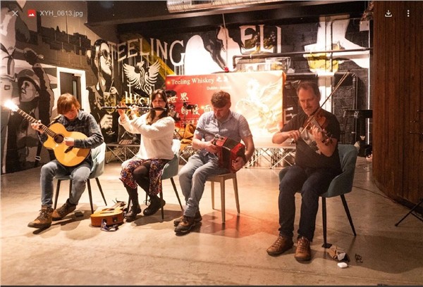 _IBK_1.jpg The Liberty Swifties 乐队震撼"世界因爱而生"全球春晚 Teeling Whisky之夜弦歌不辍,爱传全球