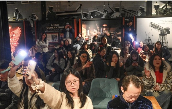 _IBK_8.jpg The Liberty Swifties 乐队震撼"世界因爱而生"全球春晚 Teeling Whisky之夜弦歌不辍,爱传全球