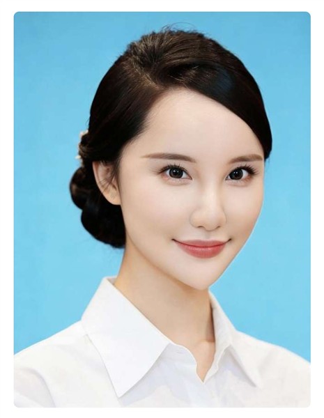 _IBK_微信图片_20260308164816_14825_38.jpg 致每一位在事业场上乘风破浪的“她”——“三八”妇女节寄语