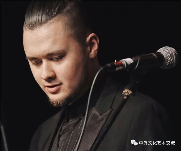 “世界因爱而生”全球春晚主持人安东尼Anton Khiao   乌克兰青年跨越中爱的国际文化交流