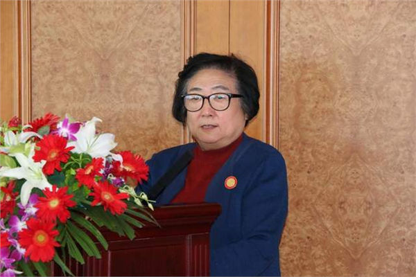 巨型绿电引擎领航 南疆能源农业生态协同发展迈上新高度——新疆麦盖提沙戈荒特大型新能源基地项目推介会在京隆重举行