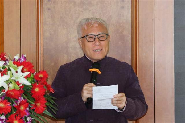 巨型绿电引擎领航 南疆能源农业生态协同发展迈上新高度——新疆麦盖提沙戈荒特大型新能源基地项目推介会在京隆重举行