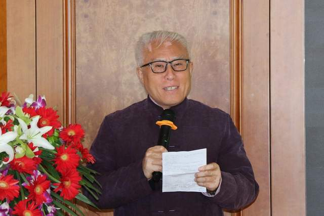 绿电破题冷链短板 南疆优质农产品搭上“保鲜快车”——新疆麦盖提沙戈荒特大型新能源基地项目推介会在京隆重举行