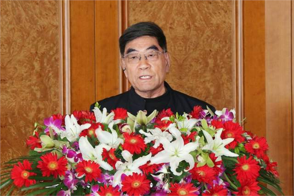 黄沙褪去绿意起 沙戈荒变身能源金山——新疆麦盖提沙戈荒特大型新能源基地项目推介会在京隆重举行