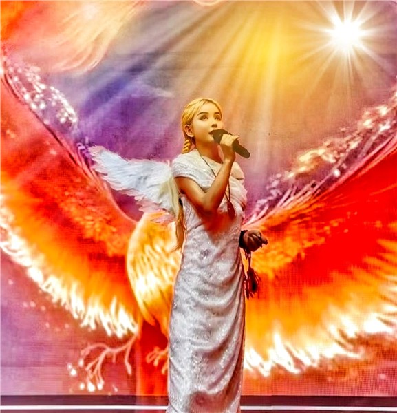 _IBK_3.jpg 爱国港星、中国国际新闻杂志社副社长张羽希Venus从全能艺人转型华夏龙文化传承者