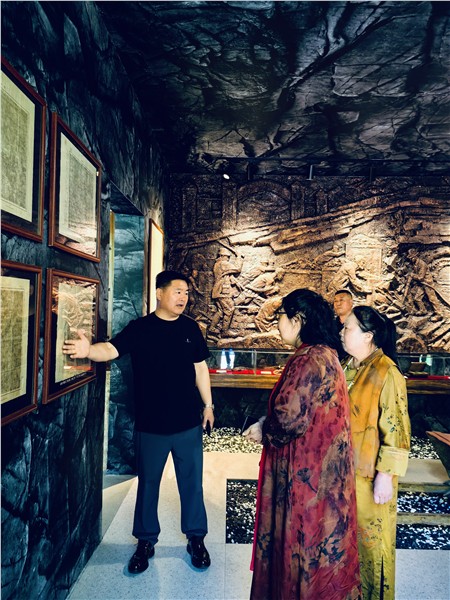 文化赋能实业 笔墨共绘新篇——著名画家高文清莅临桓仁矿业开展文化交流