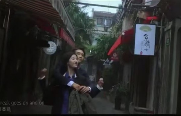郝江华：爱的三种爱情