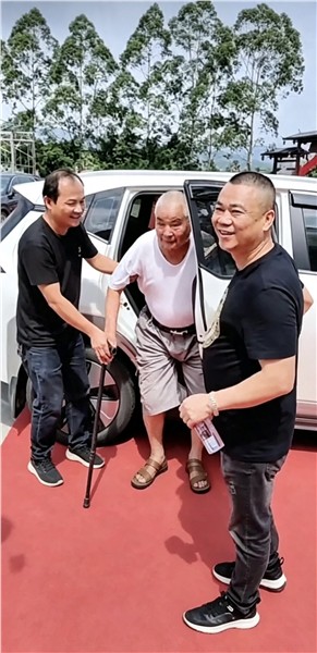 三十载天涯逐梦 寸心灼灼报桑梓——记旅美乡贤张君理先生荣归故里图1